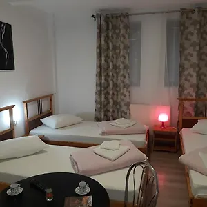 Hostel Carol 51, Bukareszt
